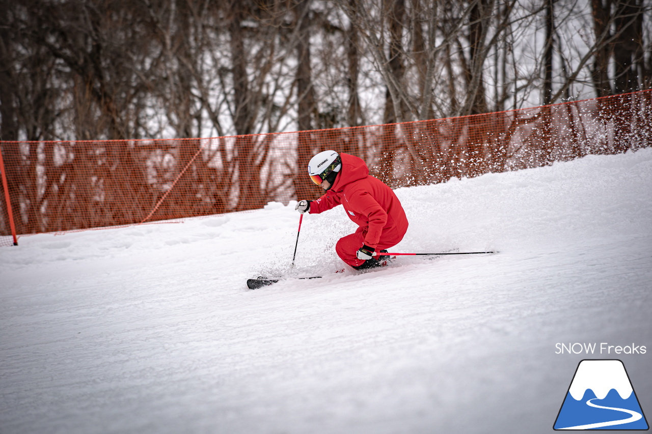 なんと約10年ぶりの「技術選」撮影?! PREMIER SKI ACADEMY presents 『2026プレミアカップ・スキー技術選』レポート！｜朝里川温泉スキー場